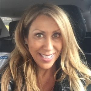 Meet your Posher, Barbi